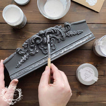 Load image into Gallery viewer, Amy Howard at Home Amy Howard at Home - Artist Brush