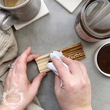 Load image into Gallery viewer, Amy Howard Home Amy Howard Home Gel Stain - English Walnut