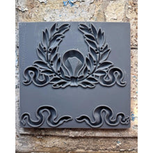 Load image into Gallery viewer, Amy Howard at Home Laurel Wreath Decorative Mold | Furniture Appliqué Casting by Amy Howard