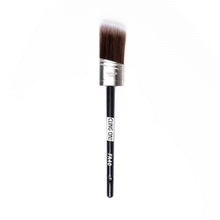 Load image into Gallery viewer, Wise Owl Paint Brushes Flat Angled (FA40) Cling On! Paint Brush