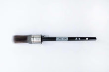 Load image into Gallery viewer, Wise Owl Paint Brushes Round Medium (R16) Cling On! Paint Brush
