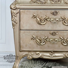 Load image into Gallery viewer, ReDesign with Prima REDESIGN DECOR MOULDS® – ANTIQUE SCROLLS – 8″X5″, 8MM THICKNESS