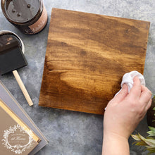 Load image into Gallery viewer, Amy Howard at Home Amy Howard at Home - Auburn Mahogany - Gel Stain
