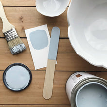 Load image into Gallery viewer, Amy Howard at Home Amy Howard at Home - One Step Paint | French Blue: One Step Paint / 32oz
