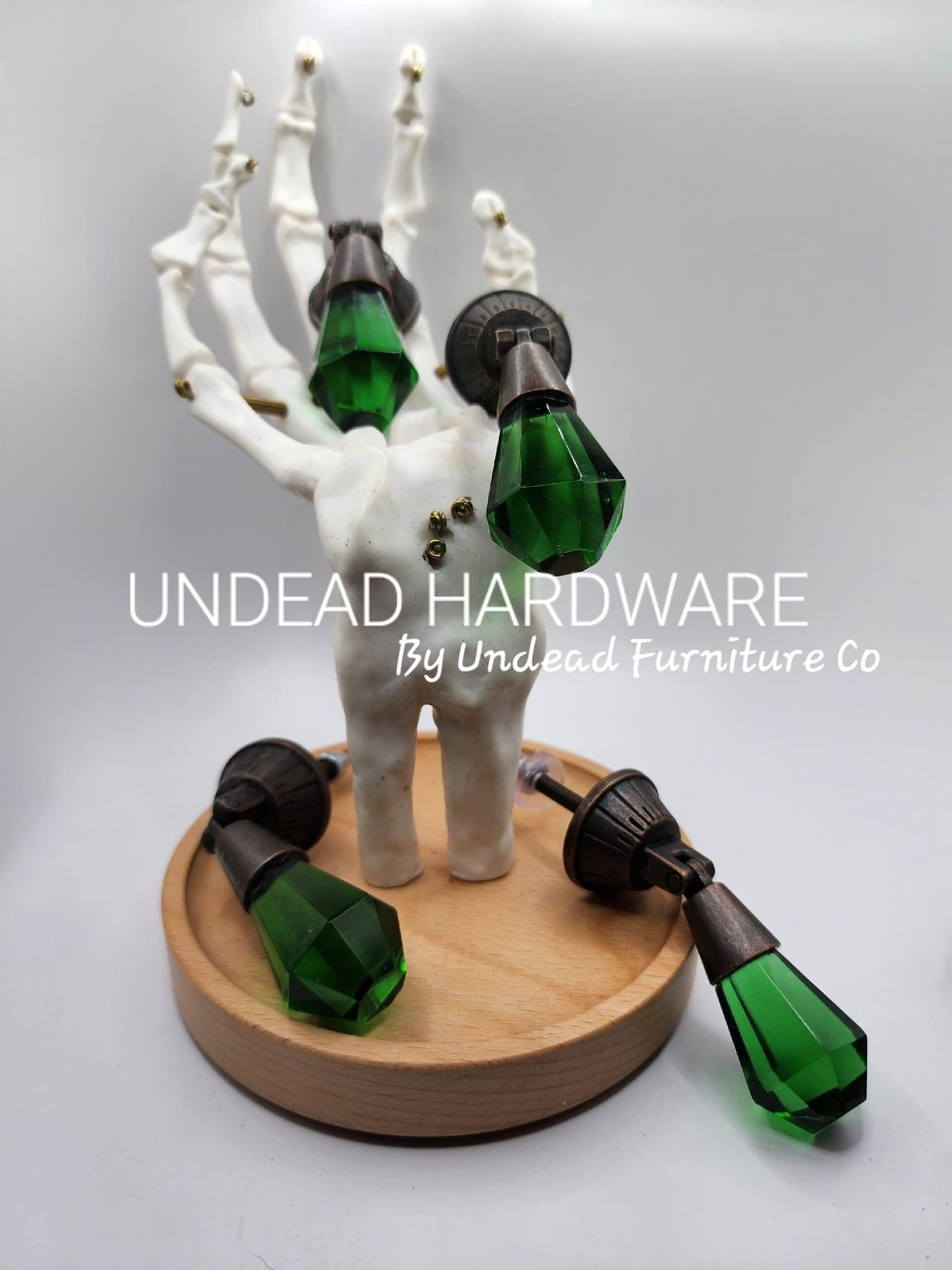 Undead Hardware Emerald Green Glass Drop Pulls