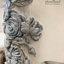 Load image into Gallery viewer, ALLURE Design &amp; Creations REDESIGN DÉCOR MOULDS® 5″X8″ – IN THE GARDEN
