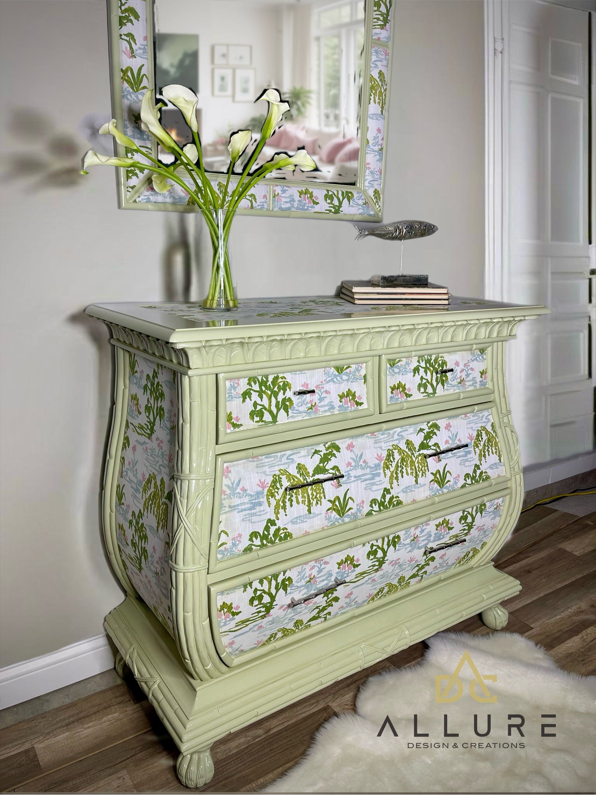 Vintage American Signature Bamboo and Rattan Bombay Chest with